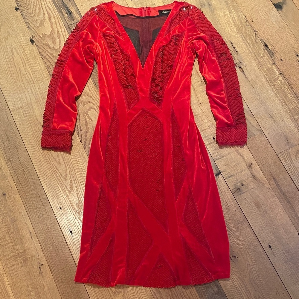 Tadashi Shoji VAMP Red Velvet Matt Sequin Mesh Dress Size SMALL